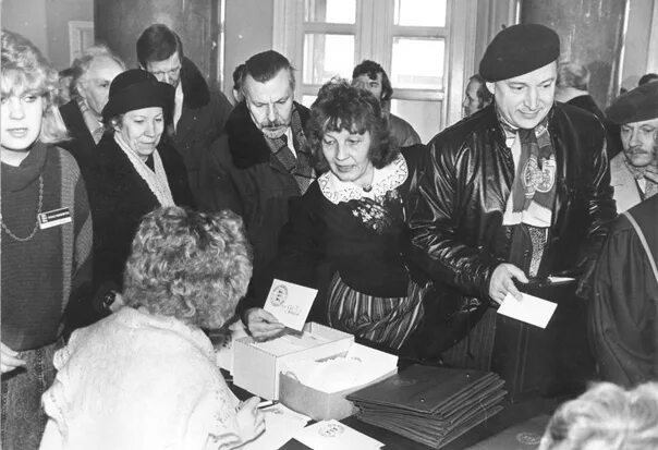 Первые свободные выборы. Выборы в Эстонии. Киноархив Эстонии. Киноархив Эстонии 1970. Выборы в конгресс 7 ноября 2006.