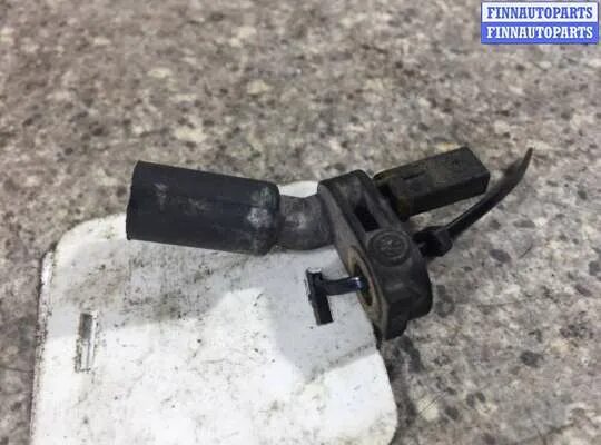 Датчик абс задний фольксваген поло 1. Vs-abs 1805. Sat stwht003857 датчик abs. Шкода фабия датчик абс передний правый. Фабия 2 передний датчик абс.