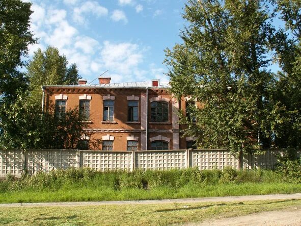 Госпитальная ул. старый корпус госпиталя