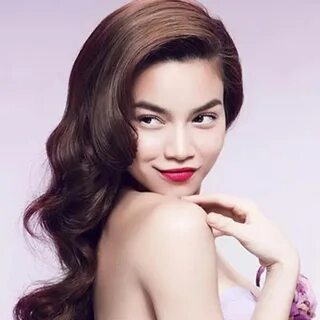 Vắng Chu Đăng Khoa, Hà Hồ khoe gặp tài tử Hollywood. 