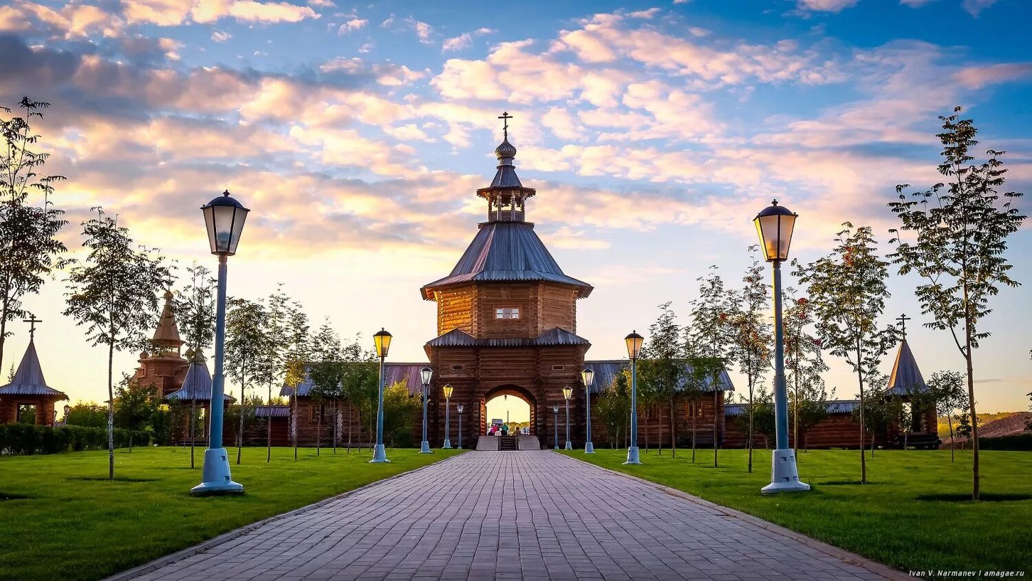 Погулять московской области. Родник Гремячий ключ в Сергиевом Посаде. Родник Сергия Радонежского в Сергиевом Посаде. Гремячий водопад в Сергиевом Посаде.