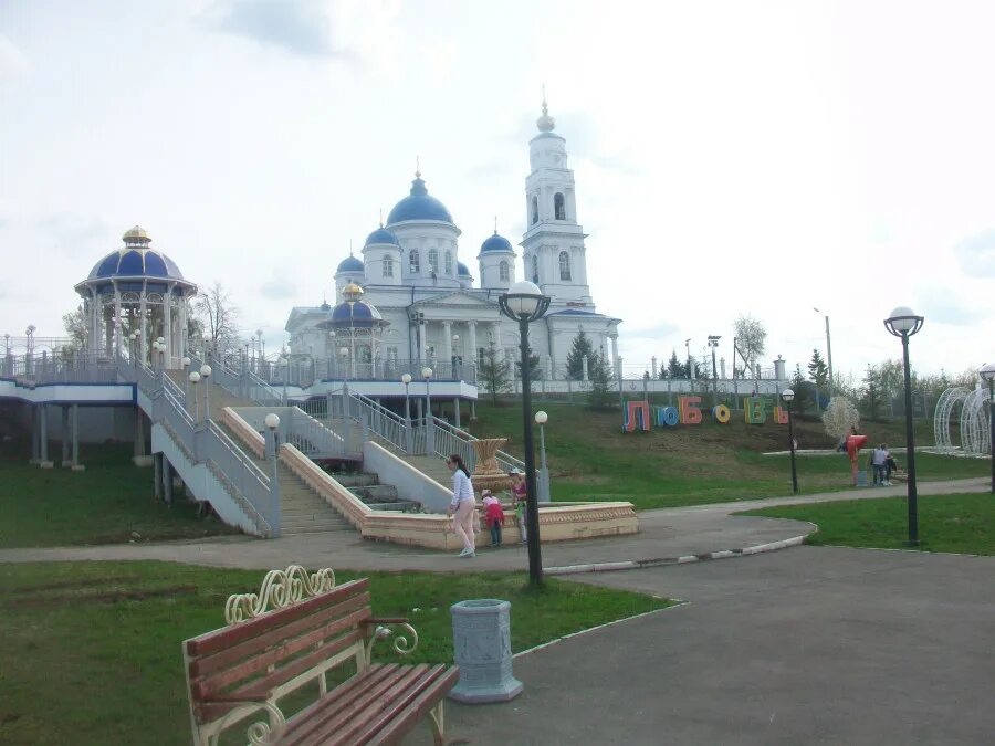 Чистополь парк музей набережная ками. Чистополь парк набережная. Чистополь парк набережная. Набережная камы в чистополе. Набережная чистополь чистополя.