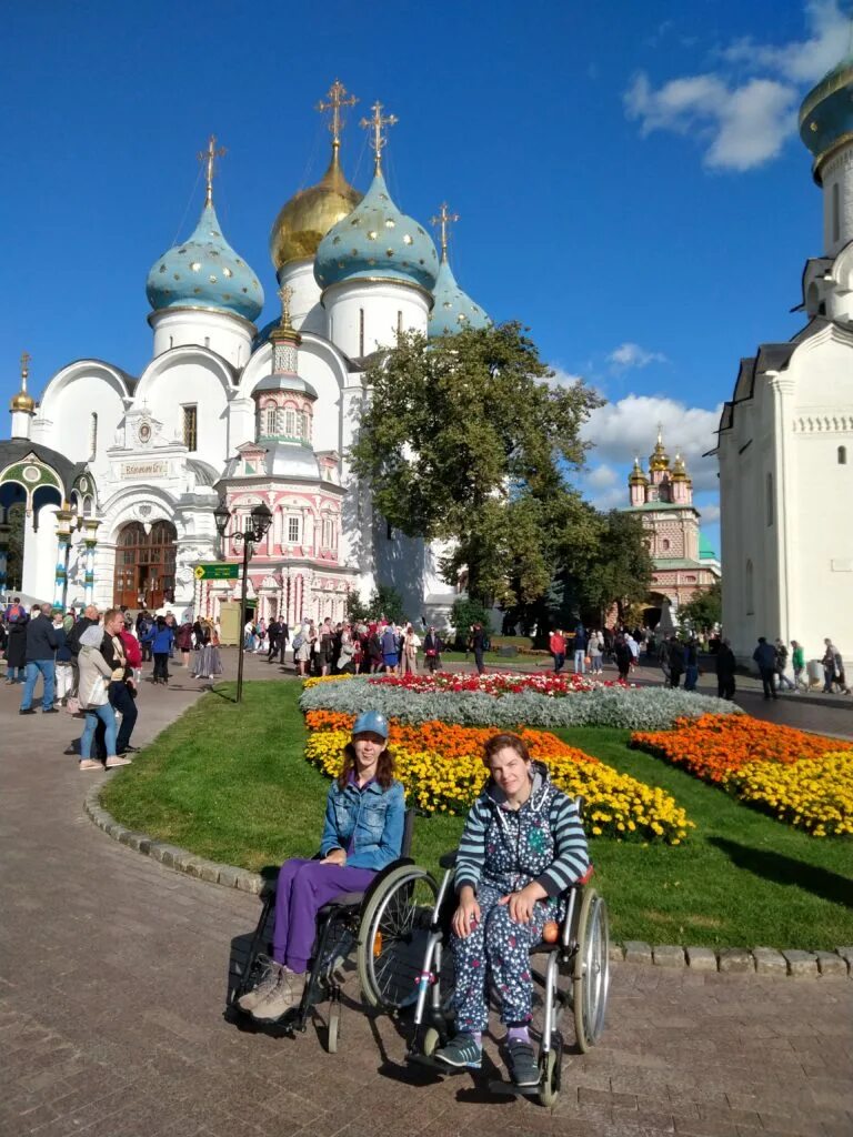 Экскурсии из сергиева посада на автобусе. Лавра сергиев посад. троицкая сергиева лавра экскурсия. сергиев посад лавра экскурсии. сергиево троицкая лавра экскурсии.