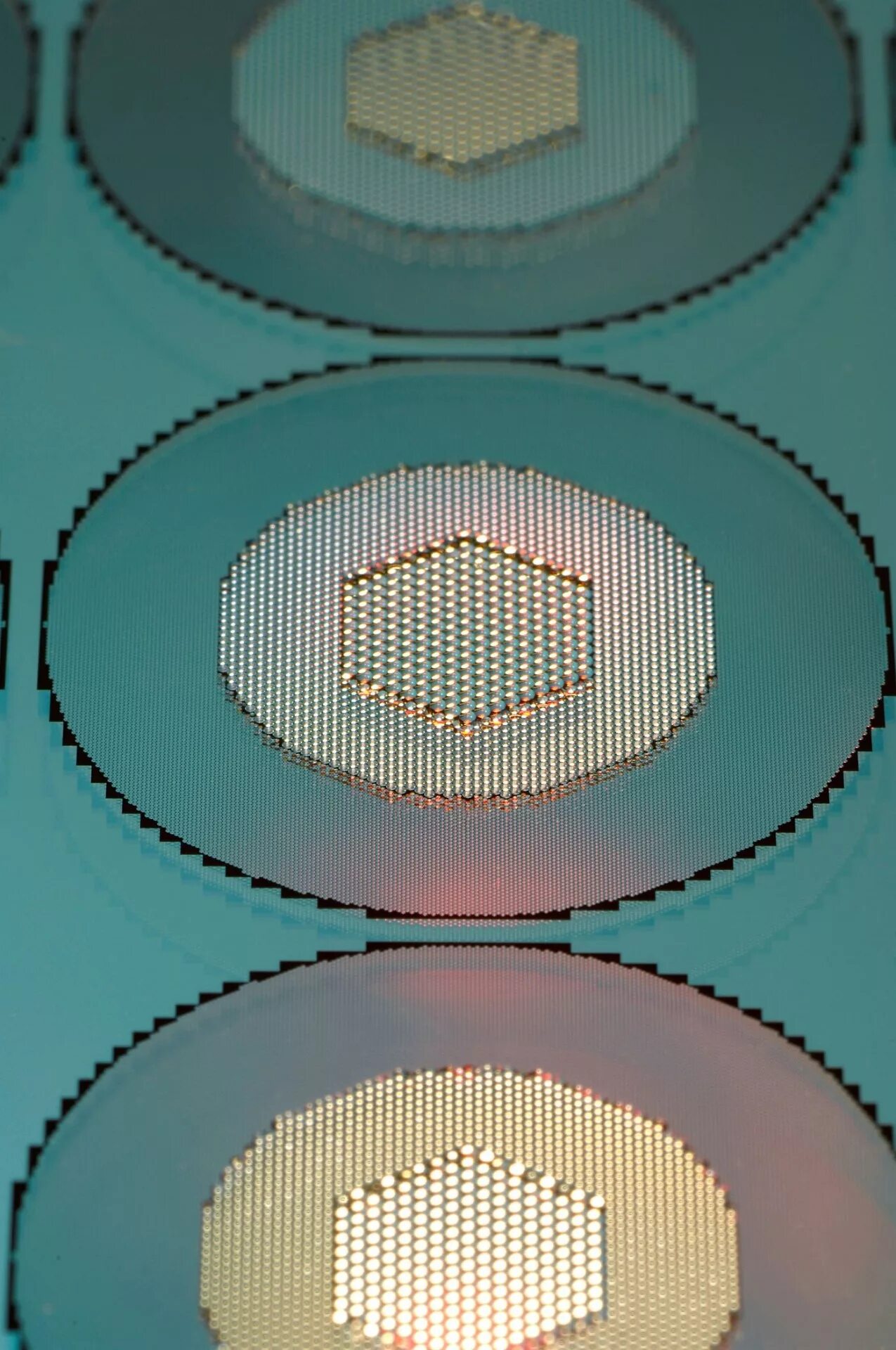 Lens array. Microlens array. микролинзы. micro-mirror array lens system. microlen p-180 microlen фото.