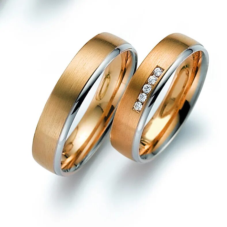 Обручальные кольца золотые на свадьбу. Обручальные кольца парные золотые. Свадебные золотые кольца парные обручальные. Обручальные кольца парные золотые с бриллиантами. Обручальные кольца 2022 парные.