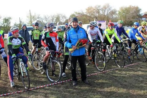 В велокроссе 276 спортсменов