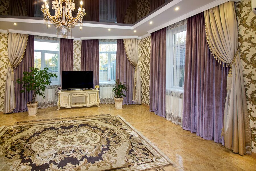Бордовые шторы. Хофф бархатные шторы. Итальянские шторы "royal solo balza". Бархатные портьеры. Портьеры из бархата.