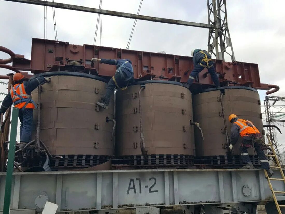 Вышел из строя трансформатор. Трансформатор тдц-125000/110. автотрансформатор 220кв атдцтн-125000. трансформатор атдцтн 250000/220/110. колокол трансформатора 110 кв.