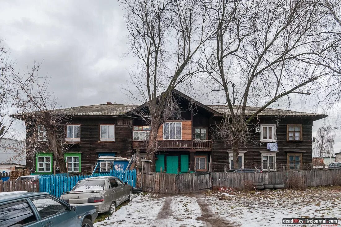 Поселок октябрьский 4. Посёлок Октябрьский Люберецкий район. Посёлок Октябрьский Люберцы бараки. Бараки в Октябрьском Люберецкого района. Люберецкий район поселок Октябрьский ул Советская.