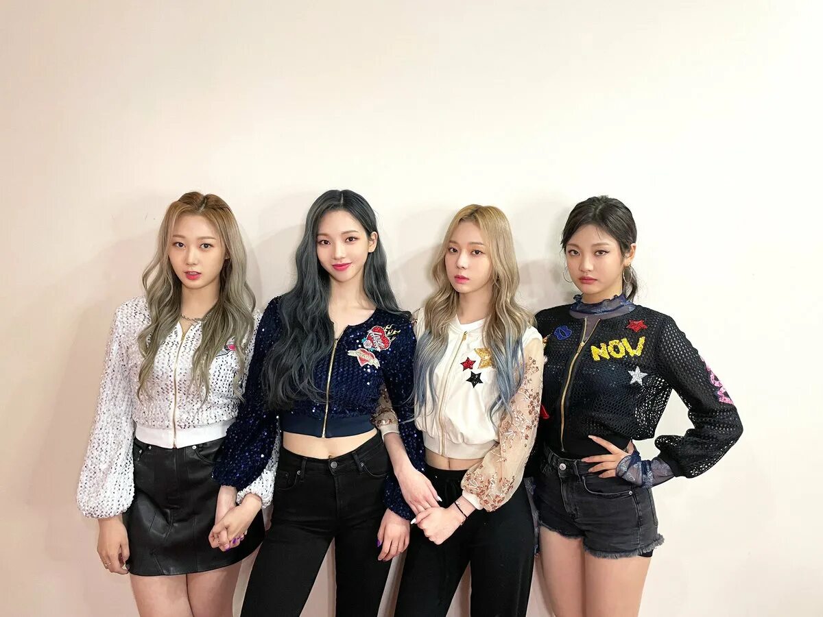 Группа aespa участницы. Жизель аэспа. Группа aespa винтер. Группа аеспа участницы. Группа aespa участницы.