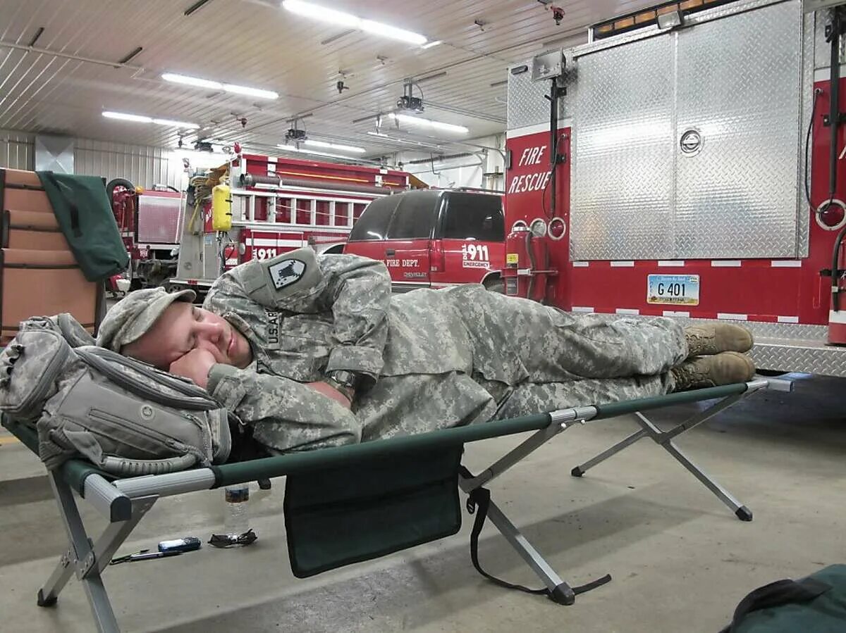 Operator игра. Сон пожарники. Пожарные отдыхают. Сон пожарники. Operator игра.