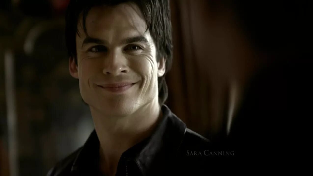 Деймон сальваторе дневники вампира. Деймон сальваторе. Дамон имами. Дамон имами. Дэймон сальваторе улыбается.