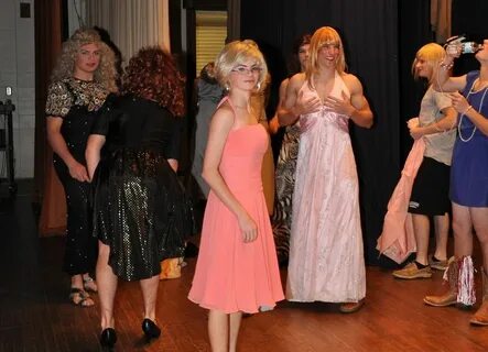 Womanless Beauty Pageant 007-001 Pretty Outfits, Pretty Dresses, Sissy Maid...