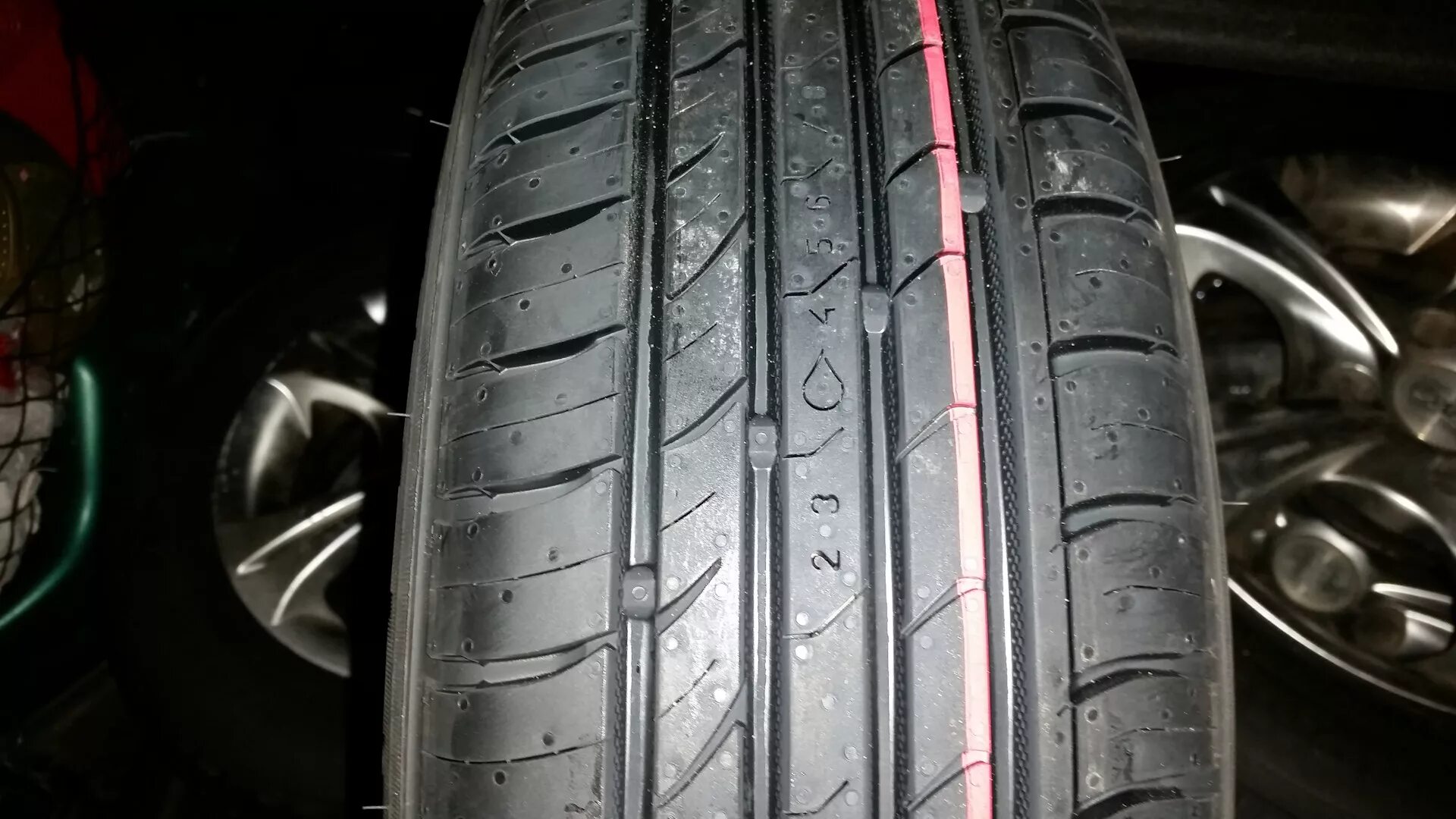 Шины нордман летние отзывы владельцев. Nokian Tyres Nordman sx2 летняя. Nokian Tyres Nordman sx2. Nordman sx2 индикатор износа. Индикатор шин Nordman sx2.