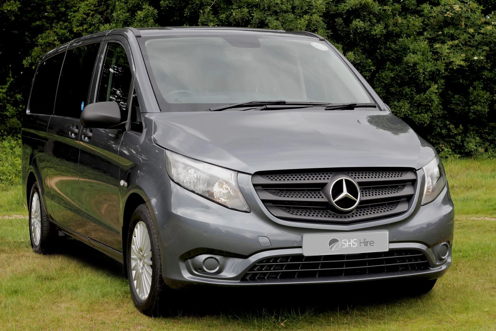 Мерседес Вито Турер. Мерседес. Вито. 200. Минивэн. Mercedes Vito Tourer 2023. Микроавтобус Мерседес Вито 2023 года.