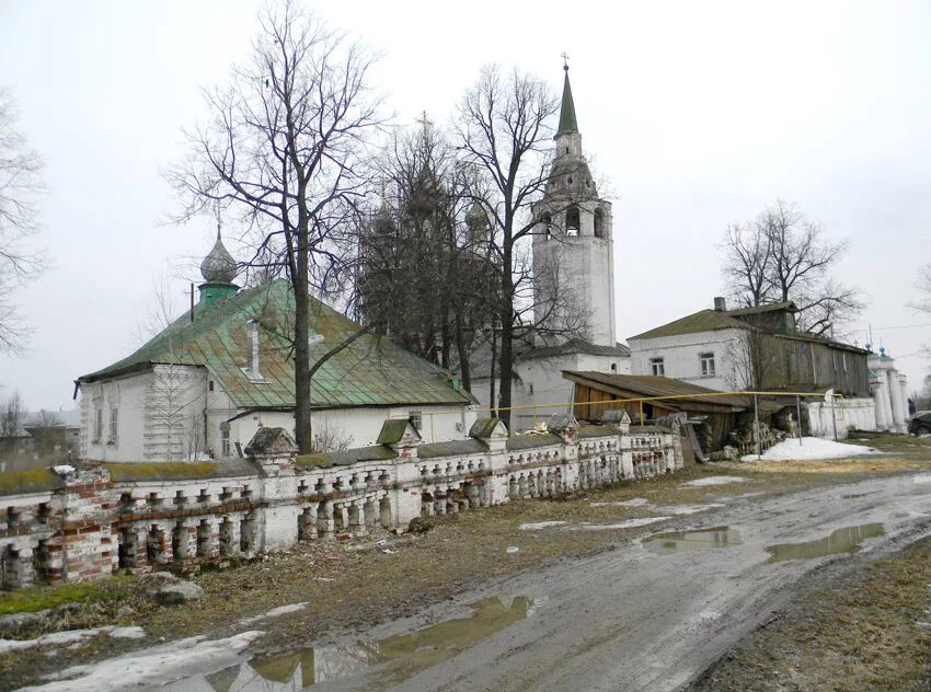 Погода в ивановское пермский край. Холуй Церковь Ивановская область. Село Холуй Церковь в Ивановской области. Село Холуй,Южского района. Храм с.Холуй Южского района.