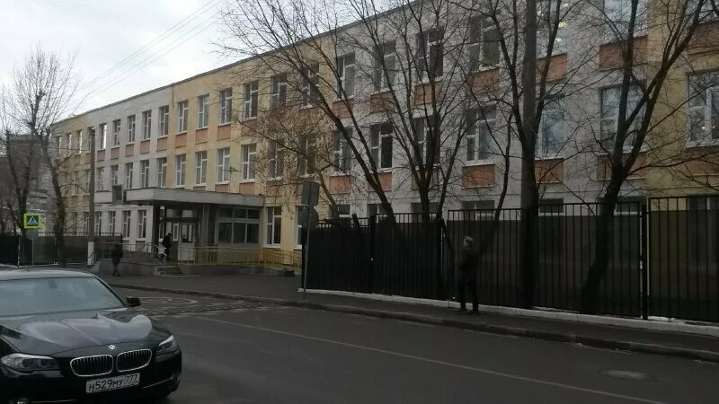 Школа 641 им есенина. Школа 1582 москва. Нахимовский проспект 10 школа 626. Первая школа города москвы. Гмосквы «школа № 1302» новая школа.