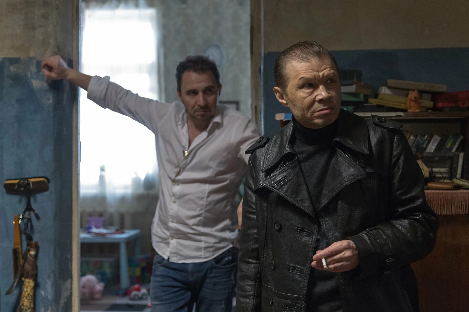 Актер под домашним арестом. Актер под домашним арестом. Актер под домашним арестом. Актер под домашним арестом. Актер под домашним арестом.