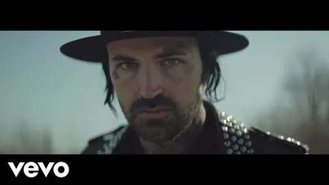 Yelawolf row your