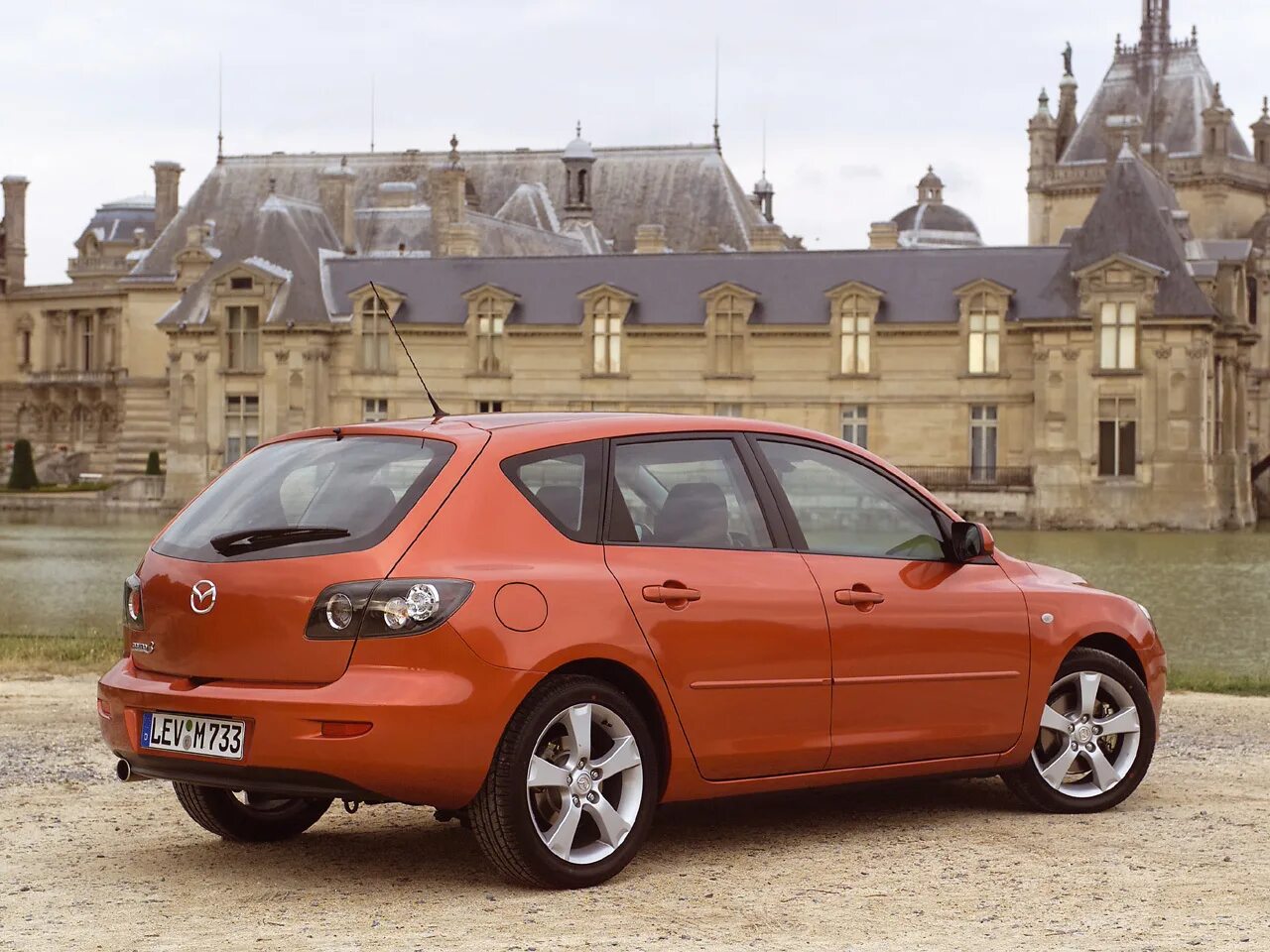 Мазда 3 2003. Mazda mazda3 хэтчбек. Мазда 3 хэтчбек. Mazda 3 2003 хэтчбек. Mazda 3 BK Hatchback.