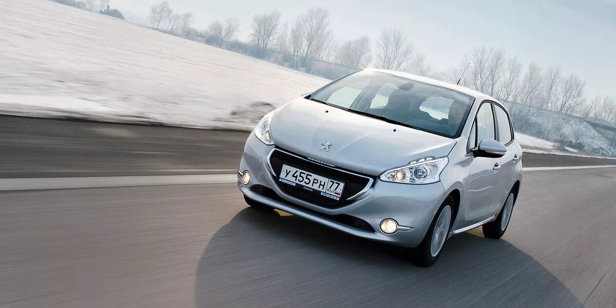 Пежо 208 1 поколение. Пежо 208 тест драйв. Peugeot 208 2013. Peugeot 208 2023. Тест хэтчбек