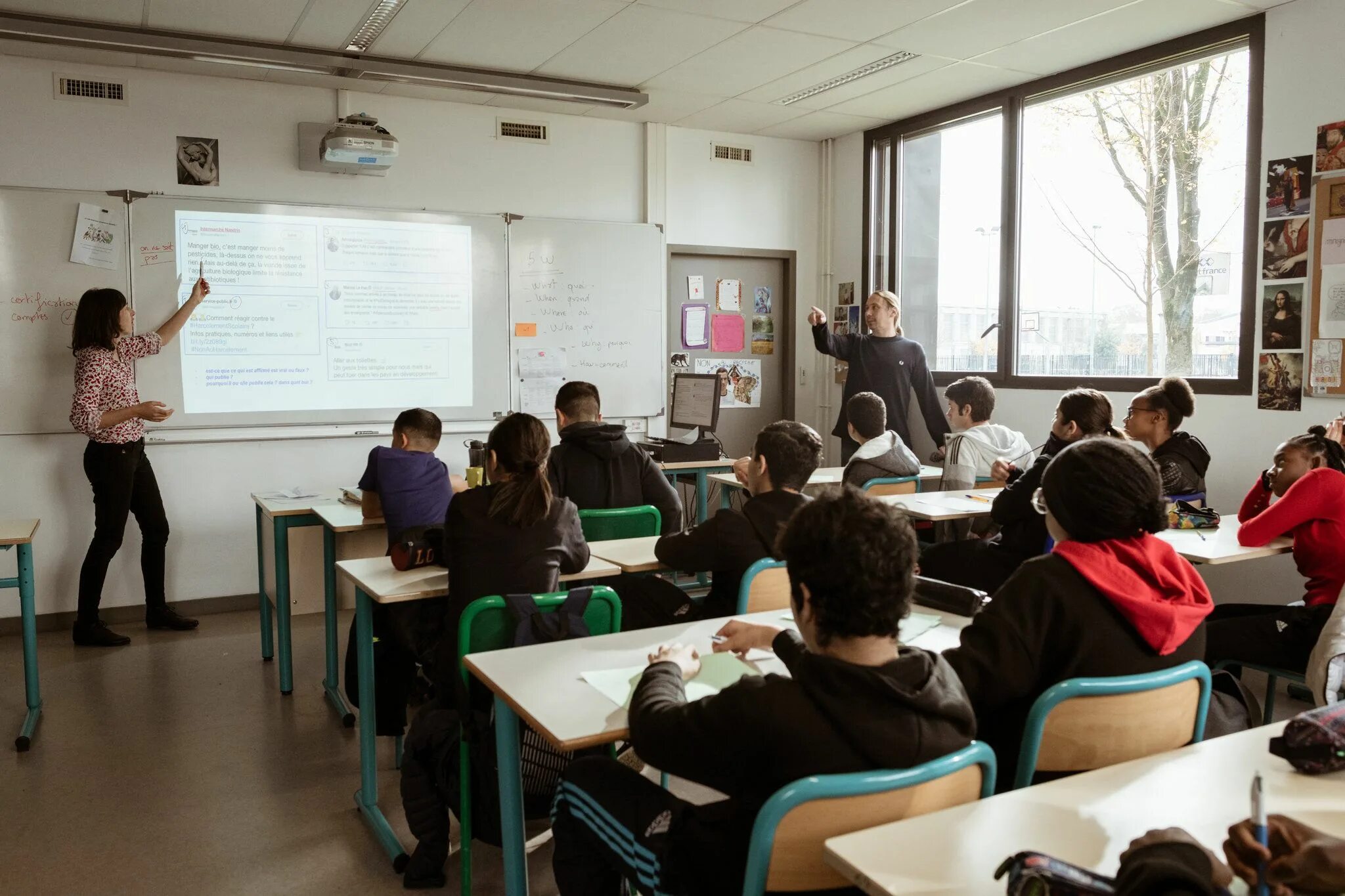 She french at school. Школа во Франции. Среднее образование во Франции. Профессиональные училища во Франции. Старшие классы во Франции.