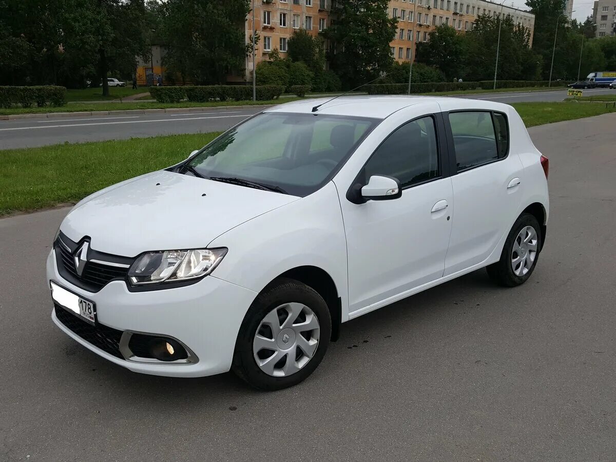 Рено нижний новгород купить с пробегом. Renault Sandero 2. Renault Sandero 2014 г.. Рено Сандеро 2 поколения. Sandero II 2014.