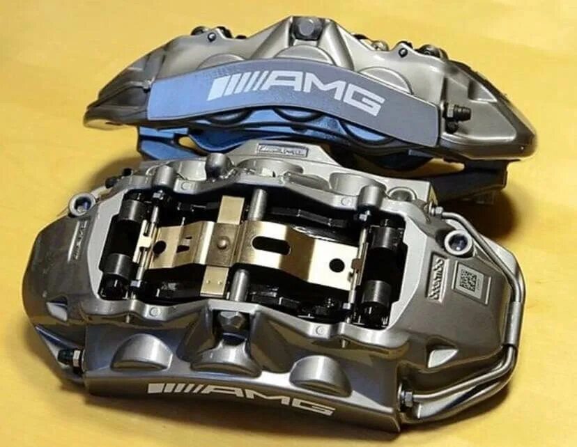 Суппорт тормозной однопоршневой. Суппорт amg 63. колодки brembo g63 amg. суппорт 6 поршневой мерседес. суппорт амг с63.