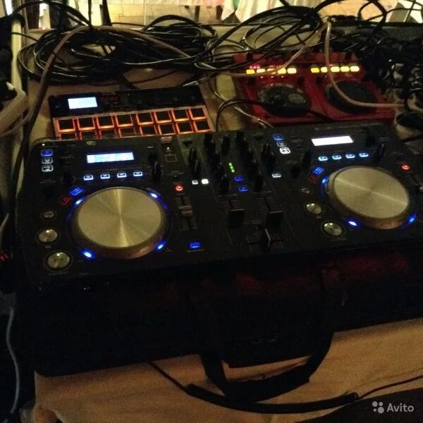 Dj-контроллер gemini gmx. Numark mixstream pro. Dj станция. Dj станция. Numark dj controller dxm 01.
