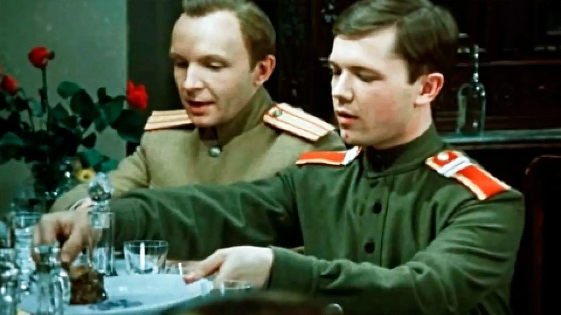 Дни турбиных басов на съемках. Андрей ростоцкий актер. Дни турбиных актер и режиссер 5. Дни турбиных 1976. Анна павловна адуева.