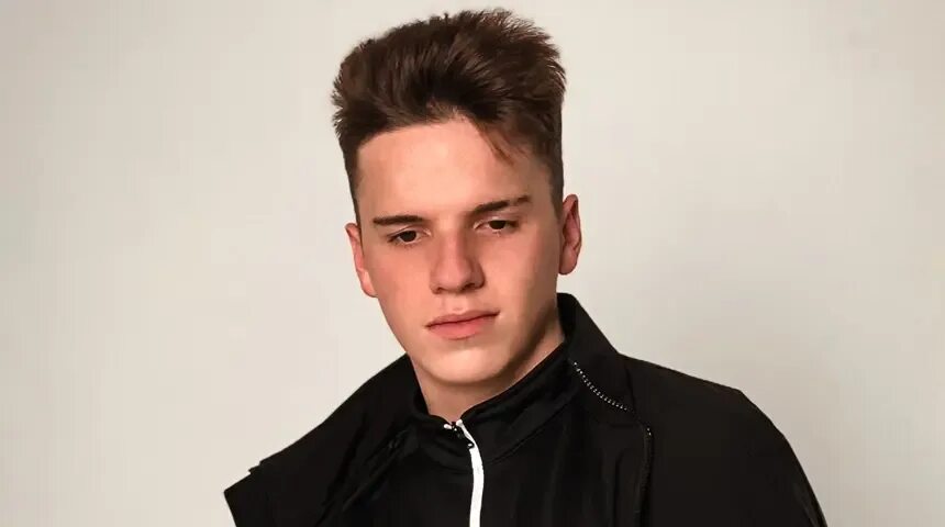 Wallem кто такой. Wallem кто такой. Wallem харизма ewellik. Wallem кто такой. Conrad wallem -.