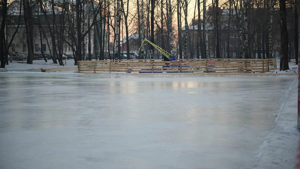 В Кирове к выходным вновь откроется каток в Гагаринском парке - KP.RU