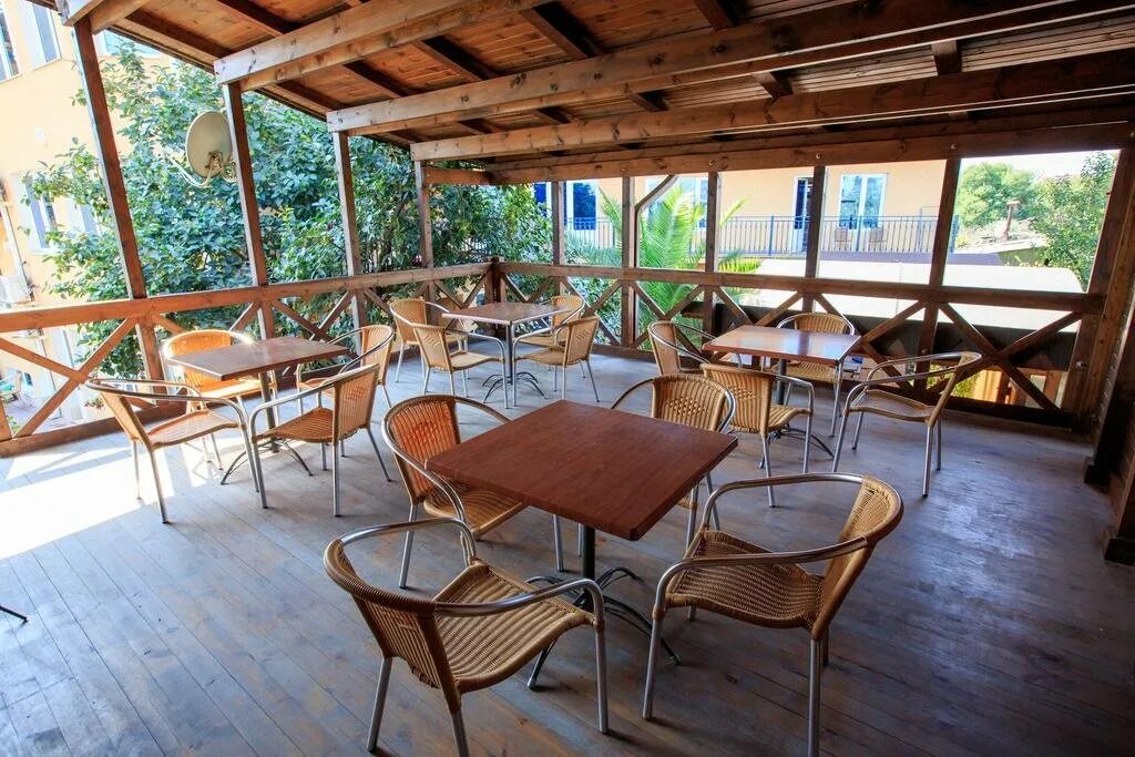 Фрегат 2 сочи. Фрегат 2 2 адлер. Фрегат корпус 2 гостиничный комплекс сочи. Фрегат 2 адлер совхоз россия. Отель фрегат 2 адлер.