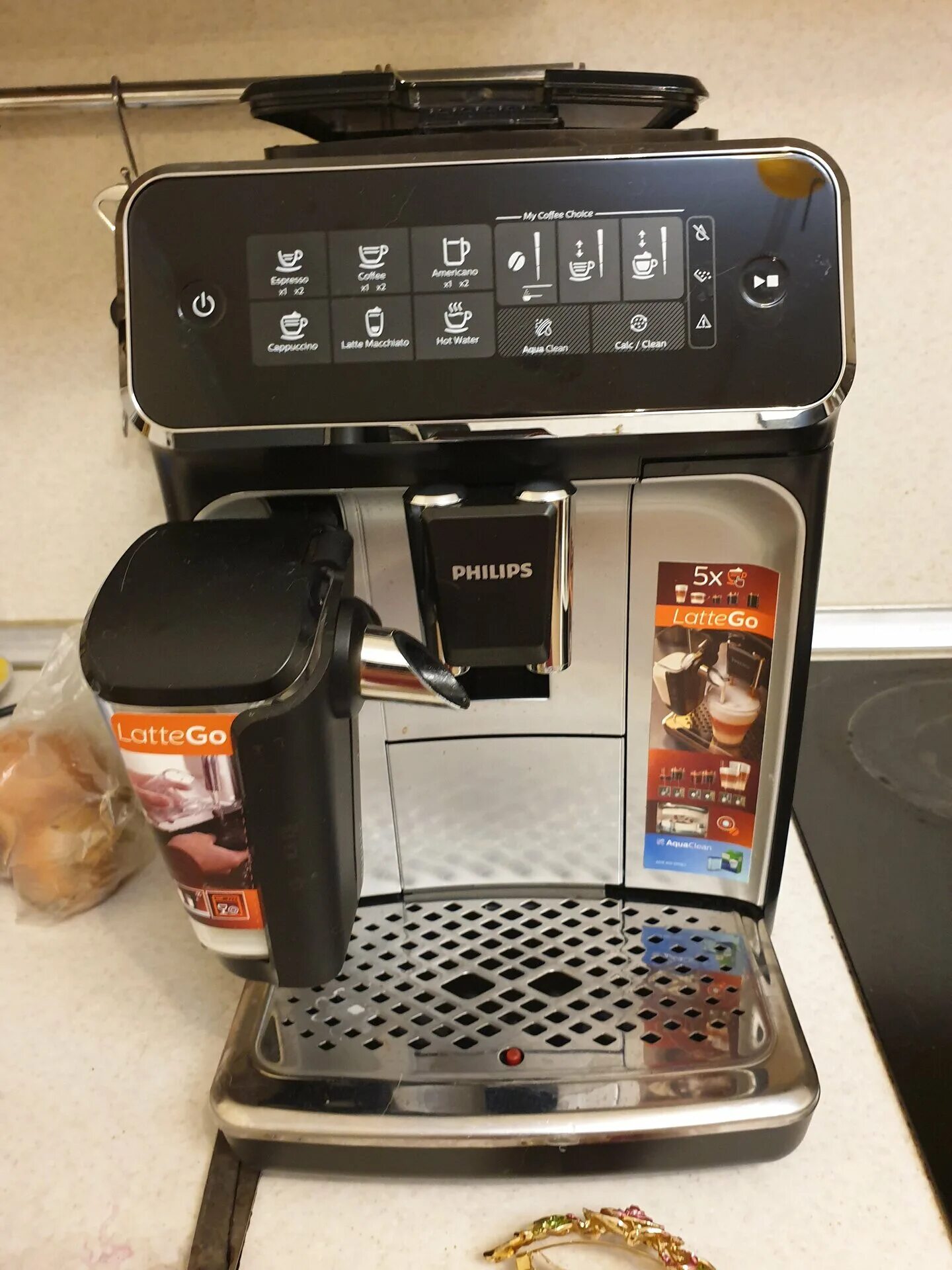 Кофемашина philips series 3200 lattego