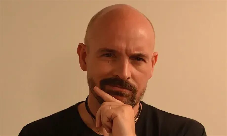 Alex order. Alex jones sandy hook. Алекс джонс. Alex order. Джонс р судья.