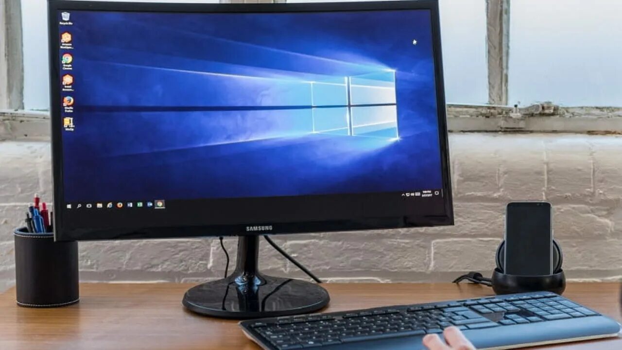 Декс компьютер. Монитор samsung dex. samsung dex 64 bit. компьютер samsung. samsung desktop.