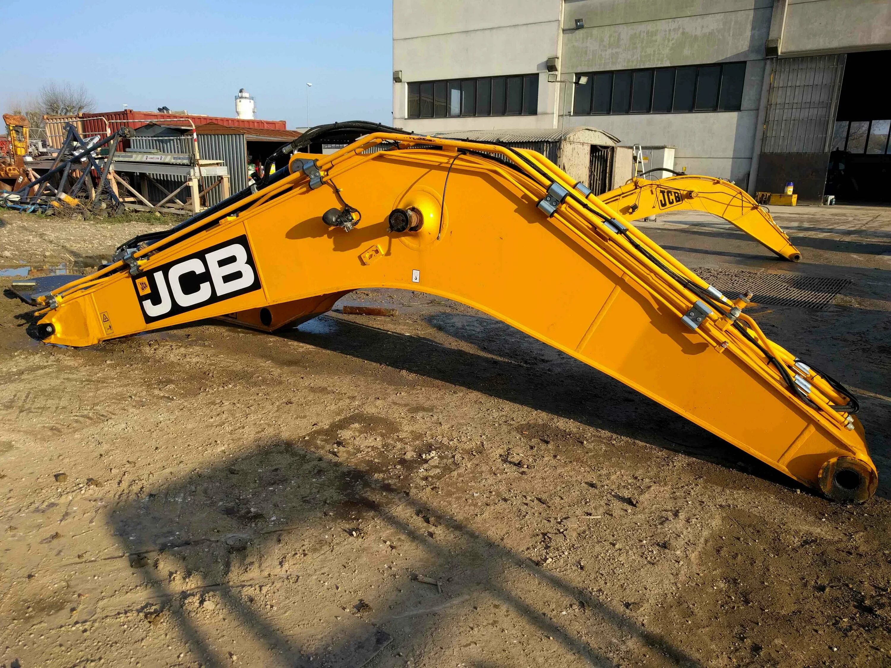 Стрела рукая на экскаватор JCB 220. JCB 330 экскаватор стрела. Цилиндр стрелы экскаватора JCD 330. Рукоять на 220 JCB. Экскаватор ручка