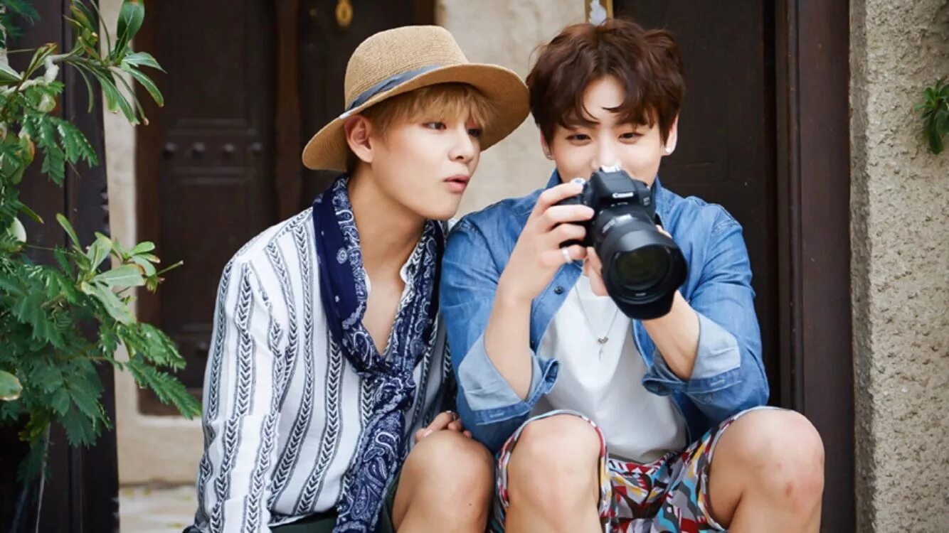 Тэхен какой в отношениях. Bts taekook. taekook 2013. бтс саммер тэхен. вигуки bts.