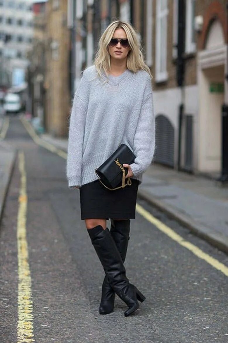 Стиль оверсайз. Оранжевый свитер оверсайз. Свитер оверсайз. Стрит стайл оверсайз 2020. Объемный свитер.