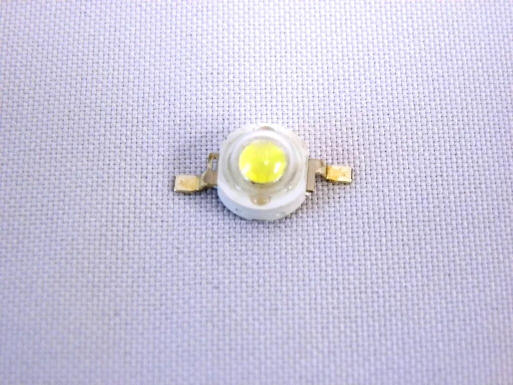 Светодиод GP-h0320w, 3w, 20000k. Светодиод 12v t10 3smd матовая линза а1. Светодиод 12 вольт 5 мм. SMD светодиод 12 вольт белый 5.3Вт. Диоды 5 вольт