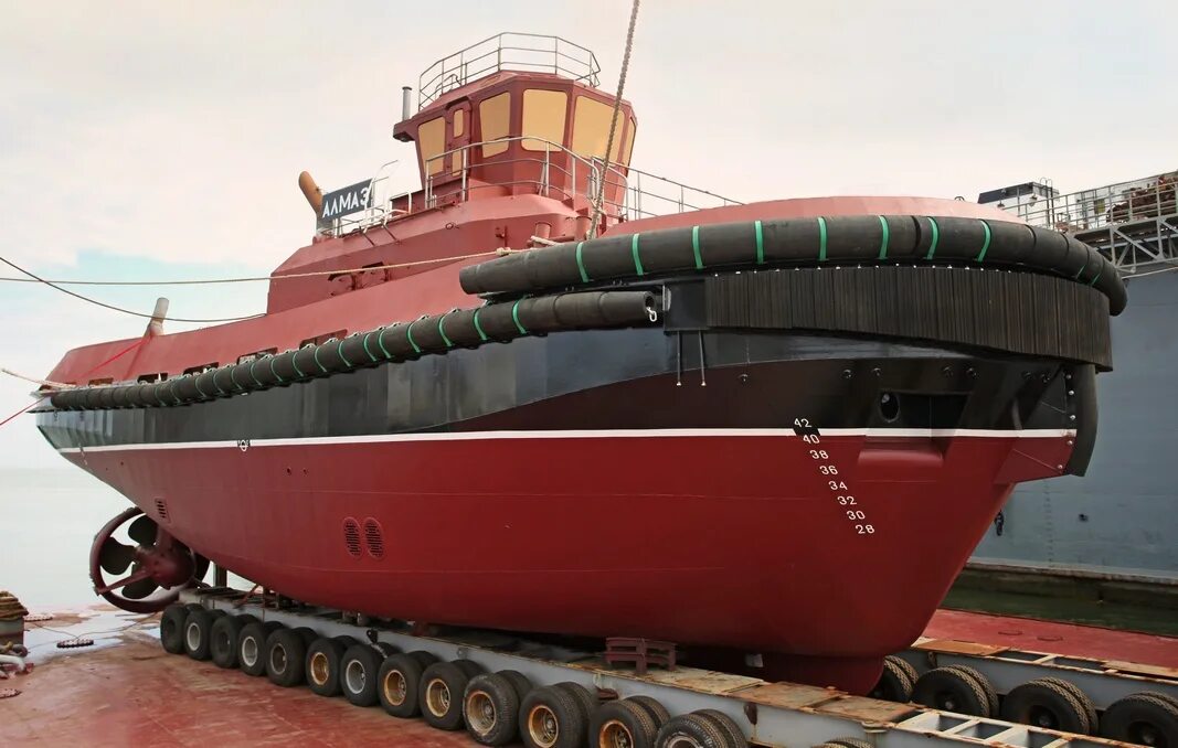 «тамбей» – портовый буксир. Краншип. Плавкран liebherr. Буксирный теплоход. Буксир тамбей атомфлот.