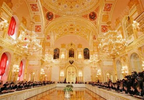 Александровском зале