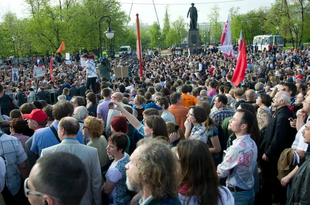 Болотная площадь май 2012. Болотная революция 2012. Болотная площадь митинг 6 май 2012. Болотная площадь митинг 2011.