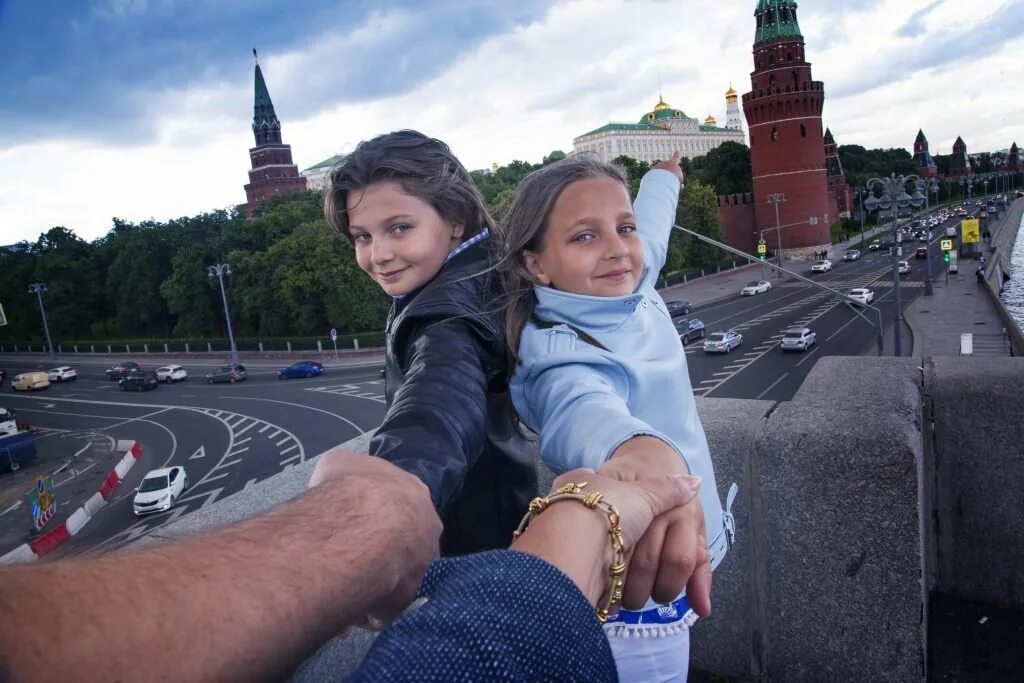 Вопрос ехать в москву. Отпуск в Москве. Отпуск в Москве картинки. Еду в Москву. Мы едем в Москву.