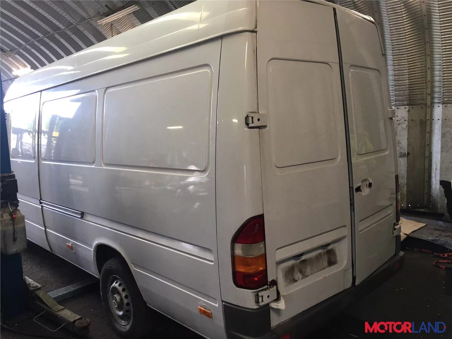 Mercedes sprinter кузов. Мерседес Спринтер 1996. Мерседес Спринтер 906 кузов. Мерседес Спринтер 901 кузов. Мерседес Спринтер Классик 1996.