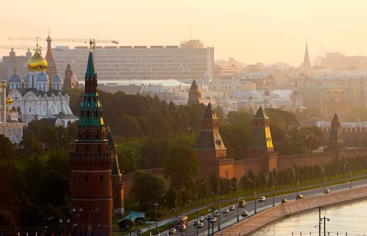 Облик города москвы. Центр москвы с птичьего полета. вид москвы с высоты птичьего полета. кремль москва вид с птичьего полета. москва центр с высоты птичего полёта.