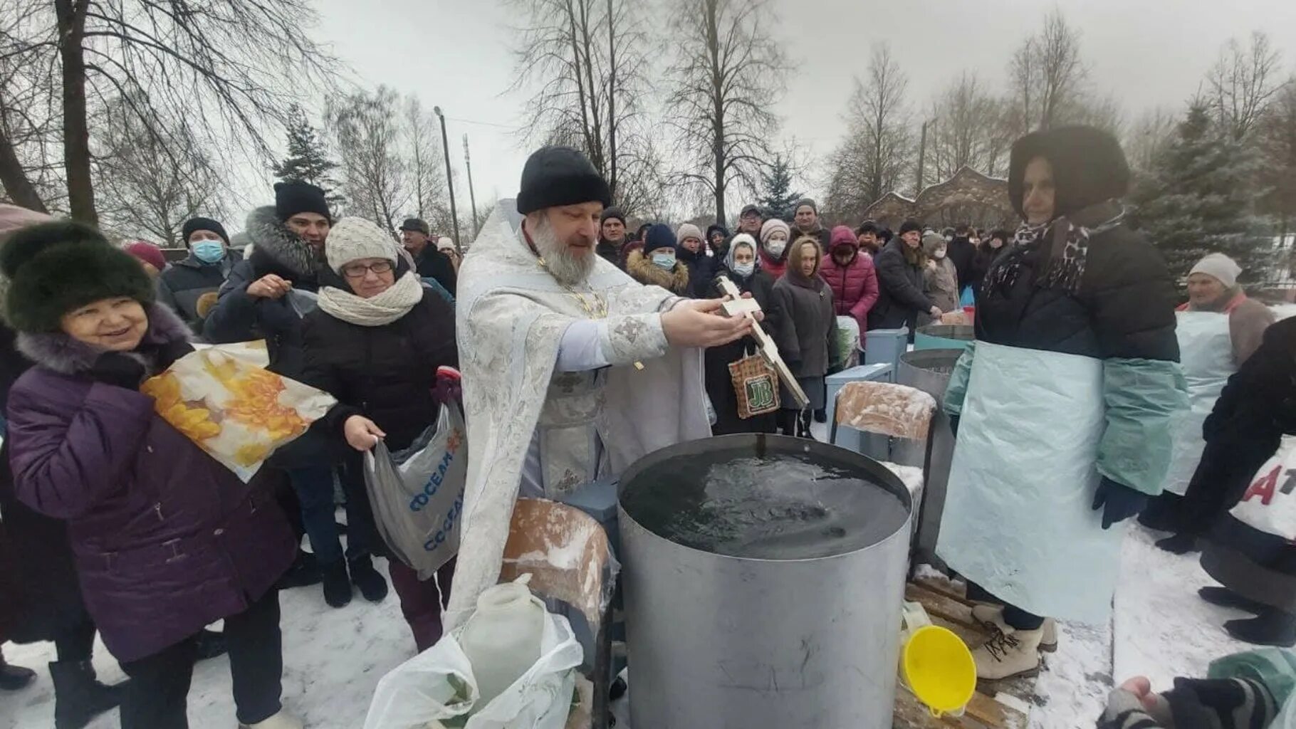 7 января праздник что делать. 19 Января фото в белой церкви. Кого крестили 19 января 2024 года в Балакове.