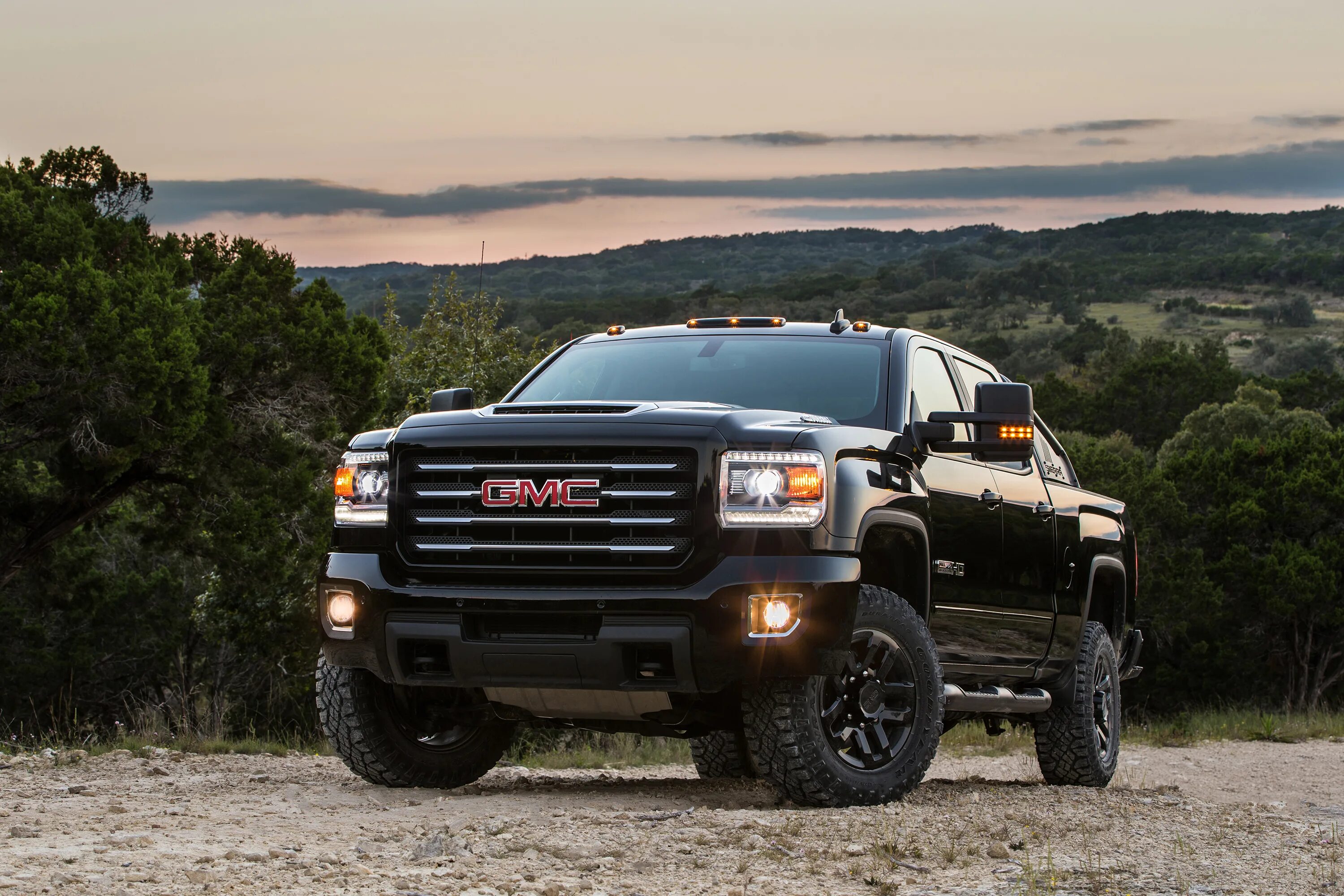 Gms машина. GMC Sierra 2500hd. 2017 GMC Sierra. GMC Sierra 2500 HD all Terrain x. GMC Sierra 2500.