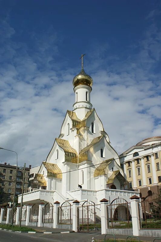 Александро-Невская Церковь Москва. Александро Невская часовня Москва. Современная православная пестов