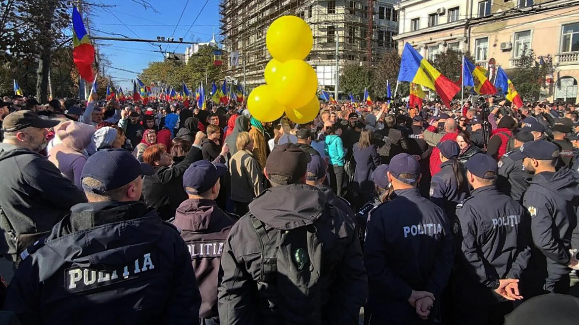 Протесты в Молдавии 2022. Кишинев протесты. Протесты в Румынии. Протесты в Европе.